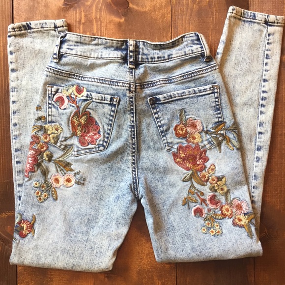 hippie laundry Denim - hippie laundry high waist, embroidered jeans